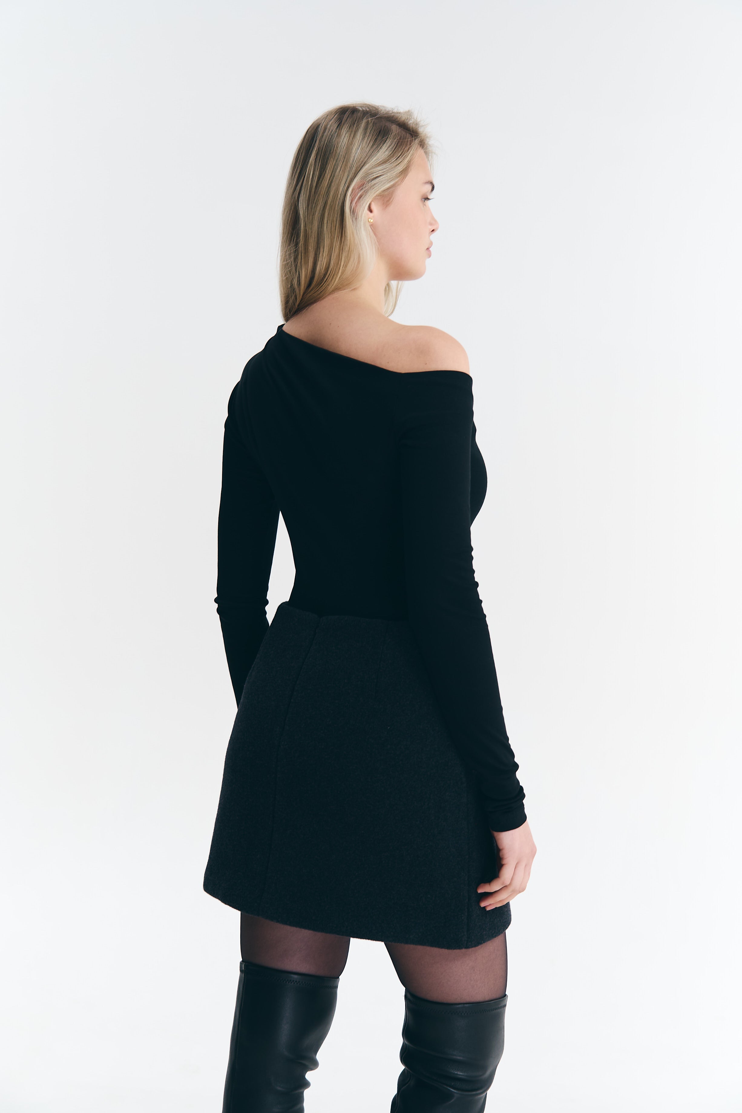 Лонгслів на одне плече