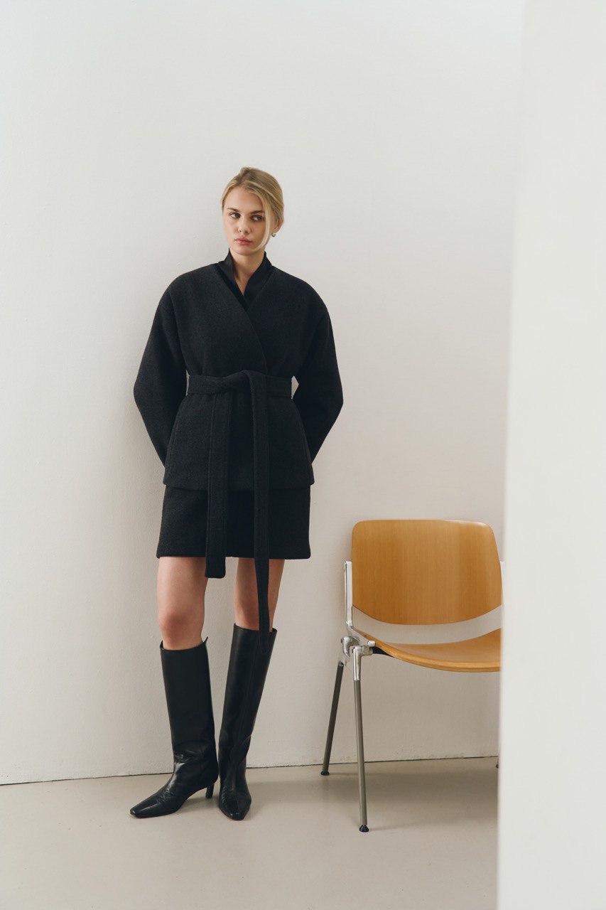 Укорочене пальто з вовни та кашеміру